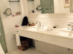 iphone_upload_pic-苏州金鸡湖中茵皇冠假日酒店