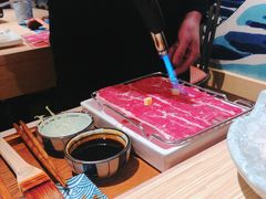 生牛肉火炙寿司-舞漁日料美人胶原锅(陆家嘴中心店)