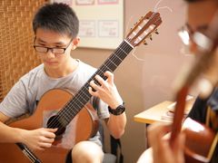 -何顺华吉他沙龙