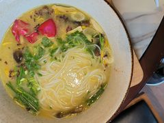 -芸南道·过桥米线(昆明老街旗舰店)