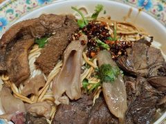 -金杨拉面王小吃面馆·牛三宝面·红烧牛肉粉