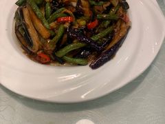 -黄家饺子东北特色菜馆(湖滨商业街店)