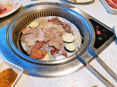 -佰烧海鲜烤肉火锅自助(世茂国际广场店)