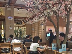 -蜜桃餐厅·伴山(湖滨商业街店)