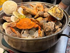 -鑫渔港海鲜本地菜·山海关浑锅(东戴河店)
