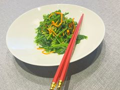 虫草花拌丝瓜尖-东莱海上(长宁来福士店)