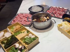 -呷哺呷哺 黄金牧场 (新中关购物中心店)