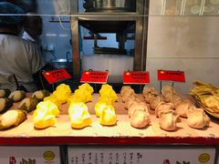 玉米面酸菜蒸饺-那家老院子东北菜·饺子·小鸡炖蘑菇(艳华街店)