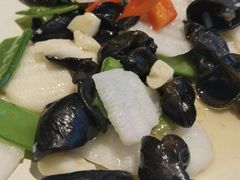 -赶海部落海鲜城(海阳路店)