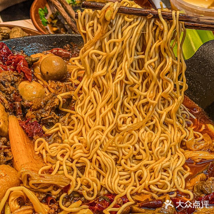 哈尔滨首家🐔成都巨火的芋儿鸡来了🆘辣哭我