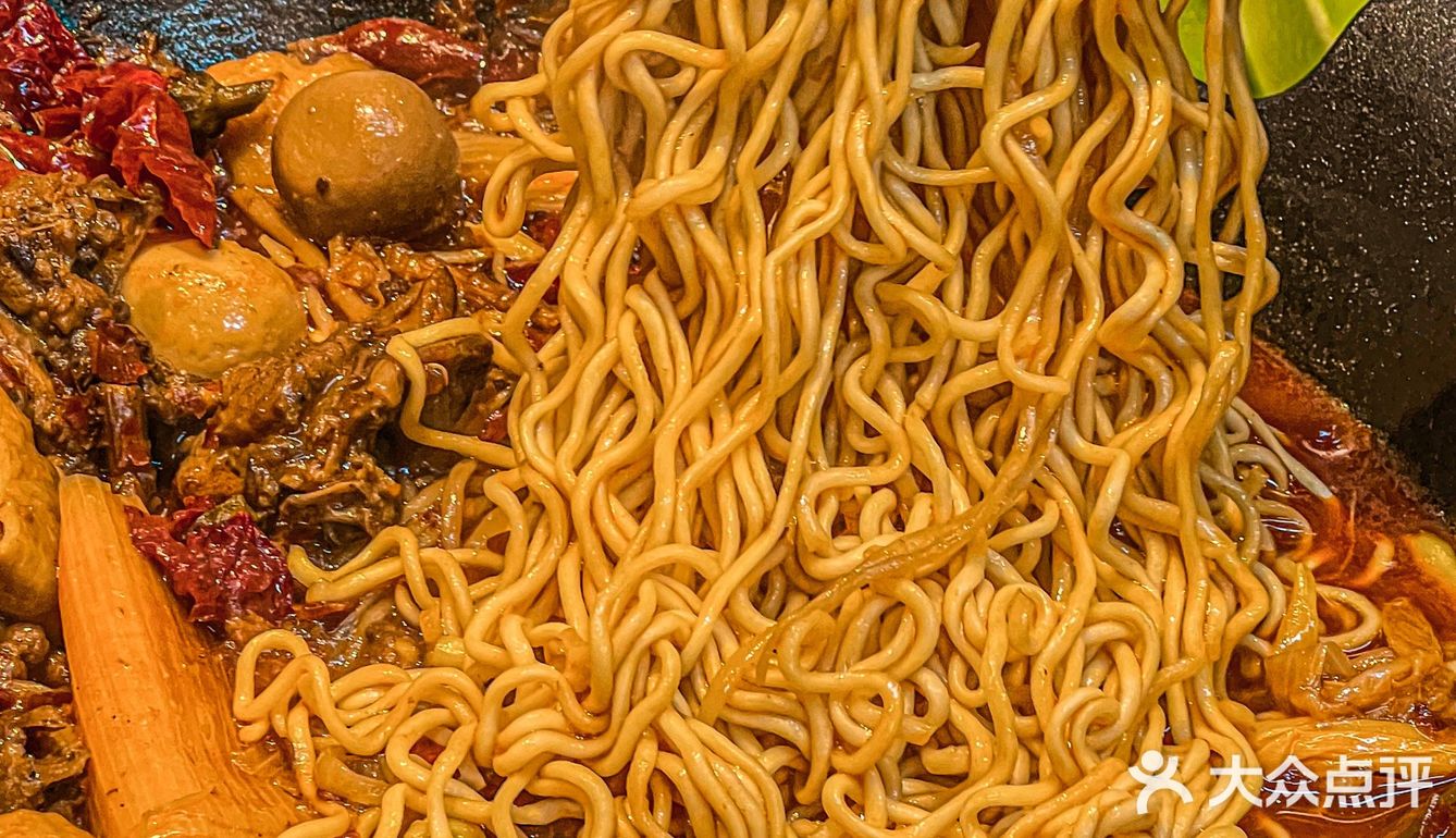 哈尔滨首家🐔成都巨火的芋儿鸡来了🆘辣哭我