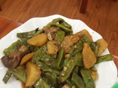 -东北四季饺子王(华山路店)