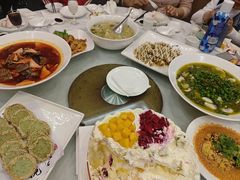 -天外天美食广场(哈尔滨路店)