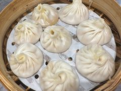 -莱莱小笼·乔艾