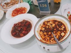 -沪华海鲜大酒楼(南汇店)
