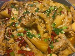 鸡爪煲-赖胖子肉蟹煲(金牛万达店)