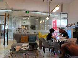 -纤指百魅美甲美睫