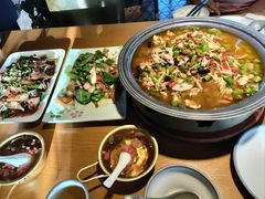 -盐帮食坊•小河帮川菜(四川师大店)