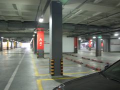 场地-宜家家居（上海徐汇商场店）-停车场