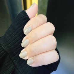 -悦指间美甲美睫