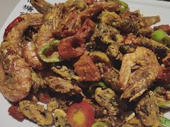 -老码头黑皮肘子锅包肉(赣水路店)