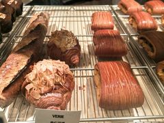-VERIE BAKEHOUSE