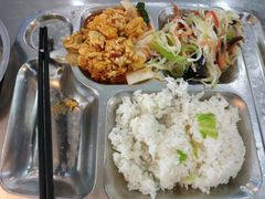 -长安大学渭水滋兰苑餐厅
