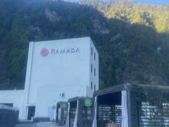 -古尔沟华美达温泉度假酒店