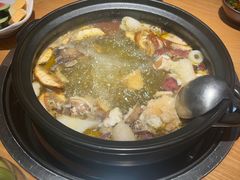 -一朵菌·野生菌探索家火锅(南亚店)