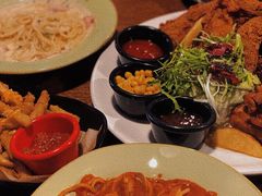 海鲜番茄意面-机器人火炉披萨