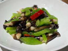 -梅飞酒家(桑园路店)