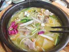 -桥香园过桥米线(国贸店)