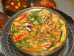 -草家酱蟹炭火烤肉店(珲春南路一店)