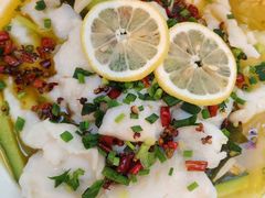 柠檬酸菜鱼-绿草地·湘菜(7mall店)