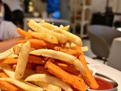 -春树下·树屋花房西餐厅(罍街AS1980店)