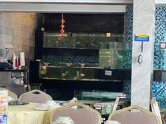 -鹏城人家海鲜酒家·23年老字号(较场尾店)