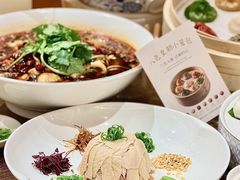 -乐忻皇朝(上海中心大厦店)
