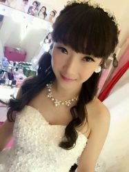 -贺贺新娘造型婚纱店