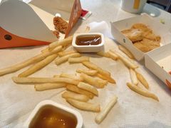 -麦当劳(滨河路DT店)