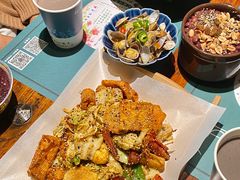 -八月美食小馆(银泰城总店)