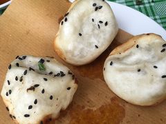 -香山胡记吴江路生煎(灵山路店)