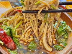 -黄潇洒老火锅(九眼桥宏济巷店)