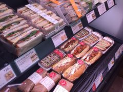 零售区-巴黎贝甜(泗泾店)
