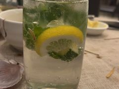 -东方红海鲜百汇(国际大厦店)