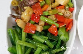 Lotus Stem and Goose Offal Rice