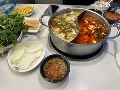 -德林酸菜鱼火锅(南丹店)