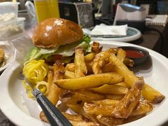 -MAGPIE喜鹊派餐厅(华侨城店)