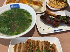 -韩海丽特色美食(秀州路店)