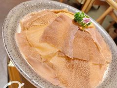 -左庭右院鲜牛肉火锅(七宝领展广场店)