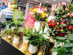 -blt精品超市(杭州城西银泰店)